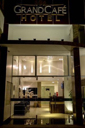 Grand Cafe Hotel Manhuacu Exterior foto