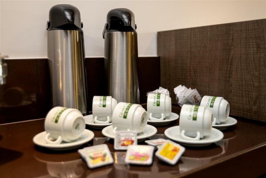 Grand Cafe Hotel Manhuacu Exterior foto